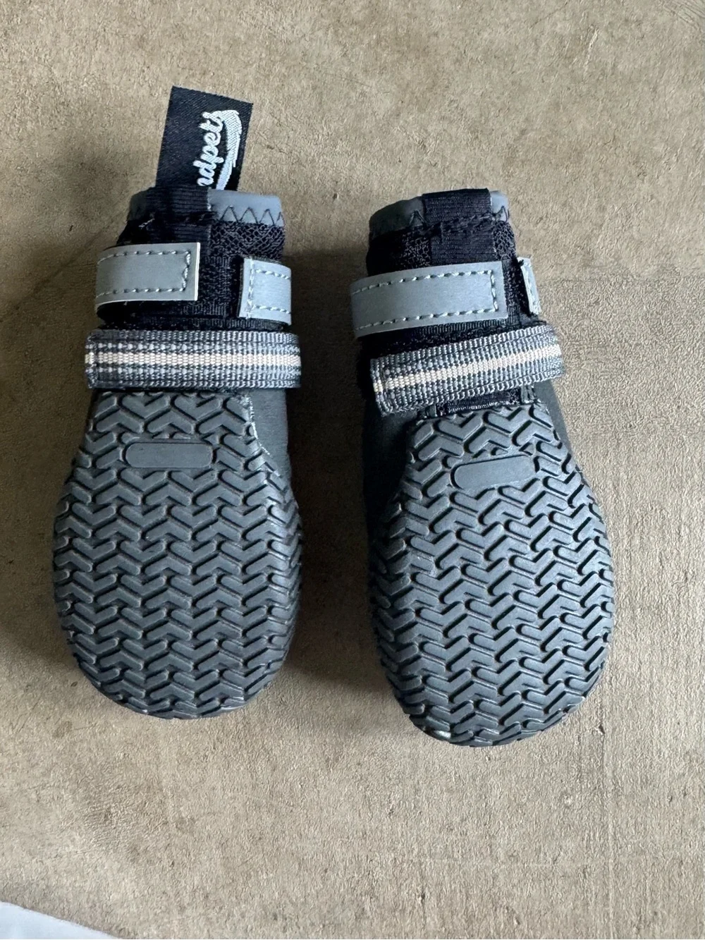Breathable Dog Winter Shoes - one pair for front legs XS